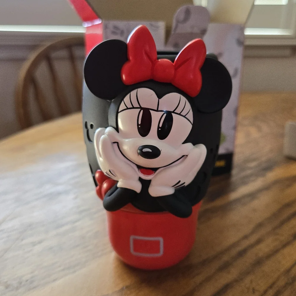 👀50% OFF👃🔌NWT‼️ Scentsy 
